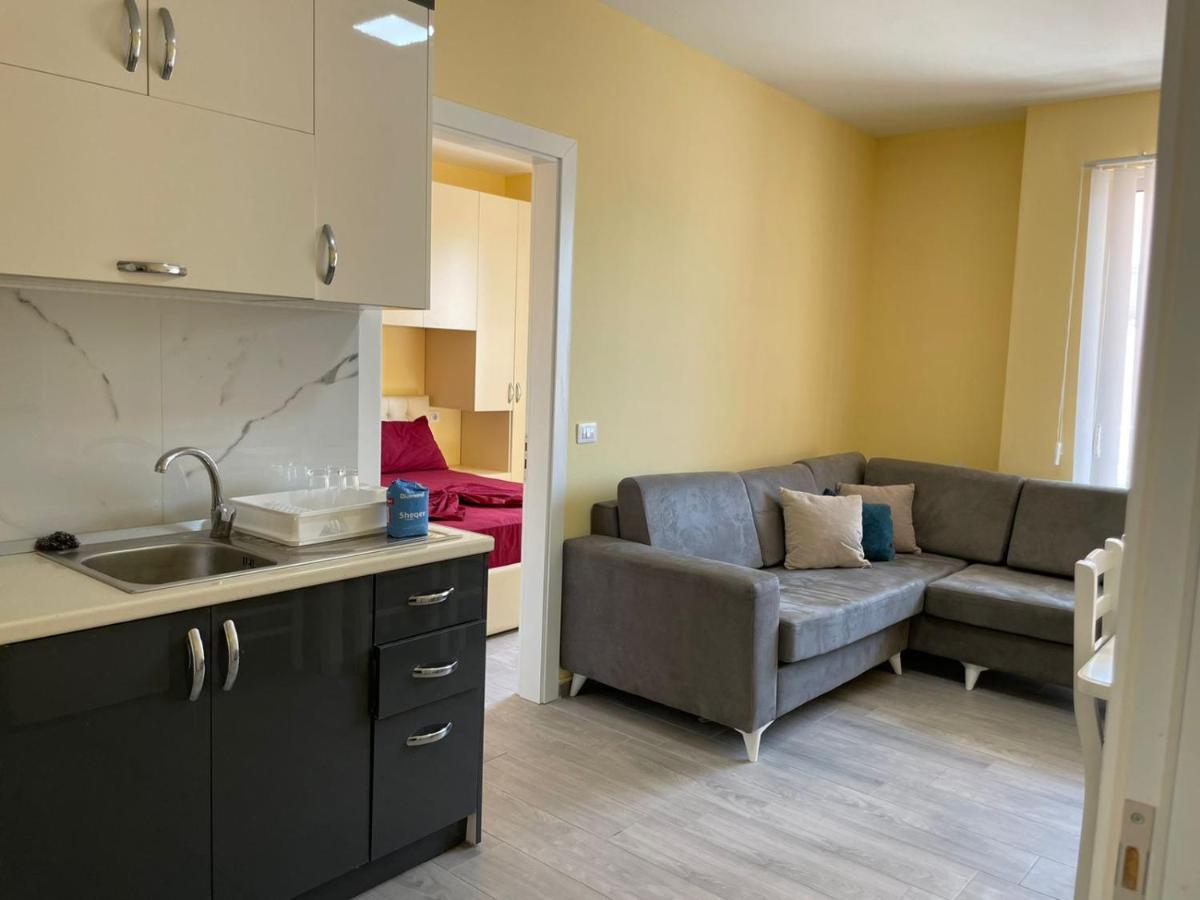 Summer Apartments Shengjin Luaran gambar