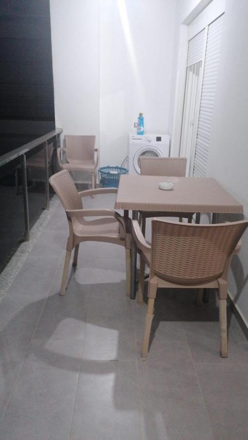 Summer Apartments Shengjin Luaran gambar