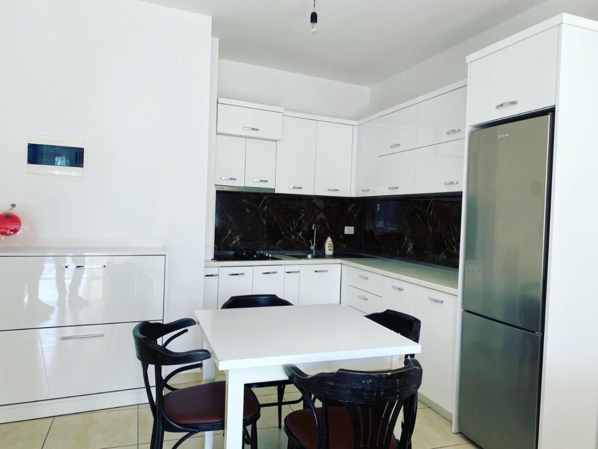 Summer Apartments Shengjin Luaran gambar