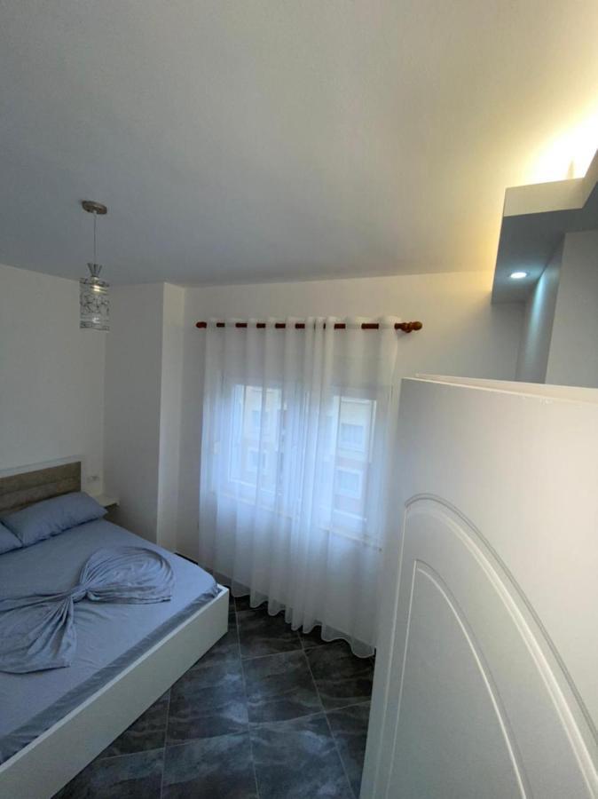 Summer Apartments Shengjin Luaran gambar