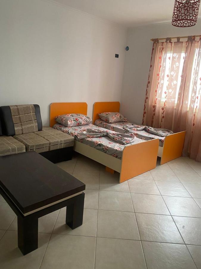 Summer Apartments Shengjin Luaran gambar