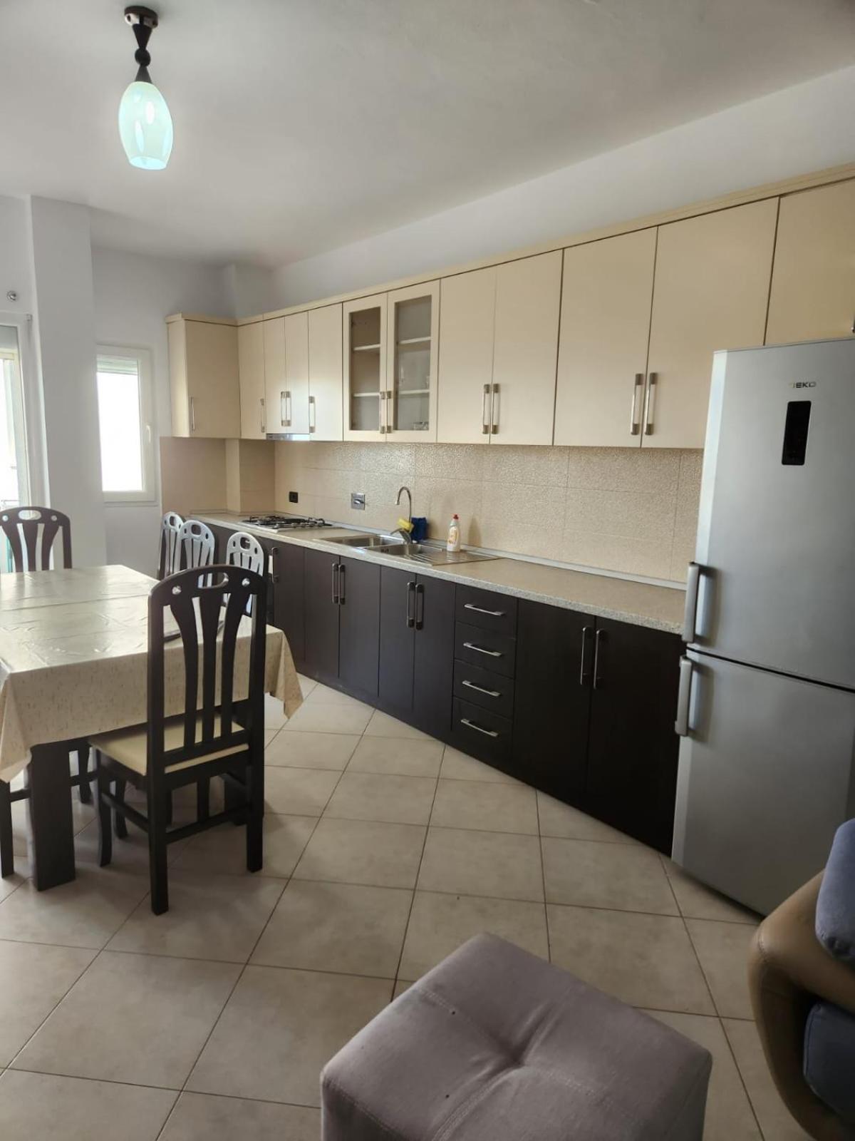 Summer Apartments Shengjin Luaran gambar