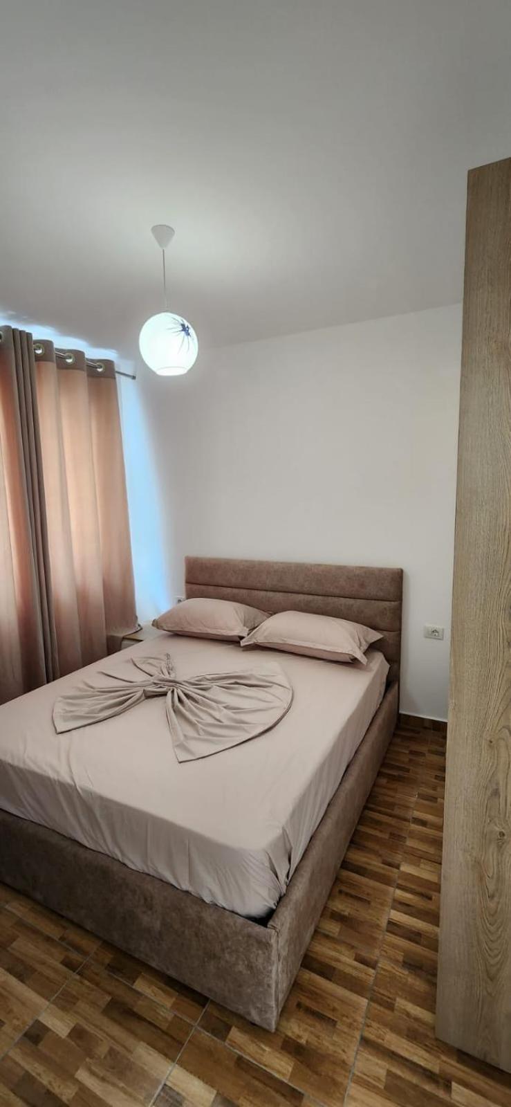 Summer Apartments Shengjin Luaran gambar