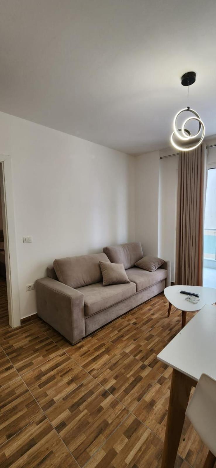 Summer Apartments Shengjin Luaran gambar