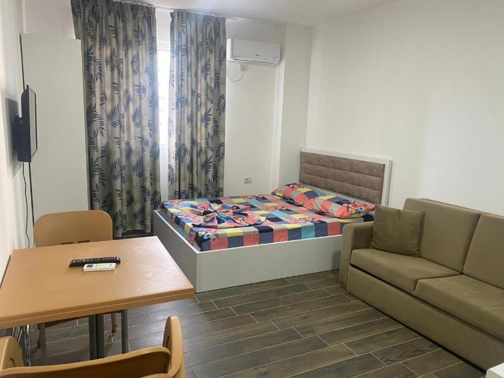 Summer Apartments Shengjin Luaran gambar