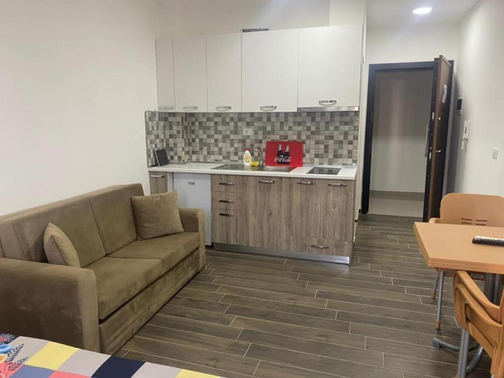Summer Apartments Shengjin Luaran gambar